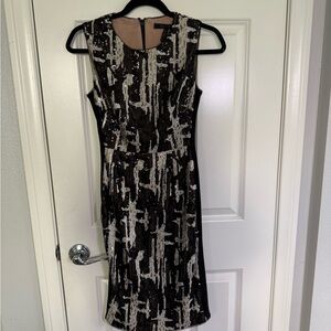 BCBGMaxAzria Black and Cream Sequin Midi Dress